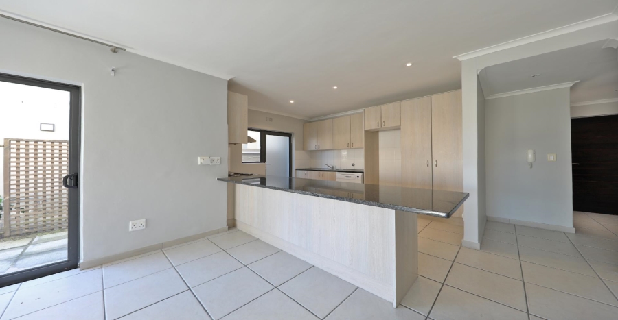 3 Bedroom Property for Sale in Plattekloof Western Cape